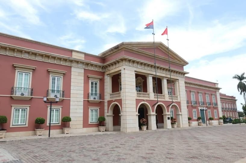 NOTA DE IMPRENSA:NOVOS EMBAIXADORES PARA MOÇAMBIQUE, ALEMANHA E NAMIBIA