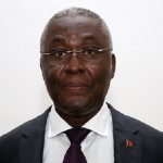 Júlio Bessa Antigo ministro das Finanças de Angola criou um partido para distrair a oposição. Isto é democracia ou dispersão de votos?