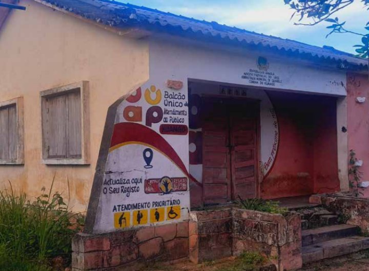 ANGOLA - CUANGO UIGE : População trava apresentação de novo administrador