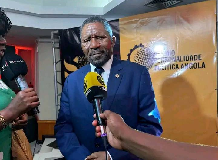 Isaías Samakuva não é um herói da luta pela independência
