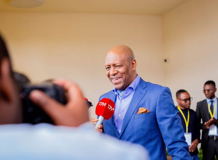 Dr.Norberto Garcia Trabalho de profundidade com a juventude do Centro Sul de Angola