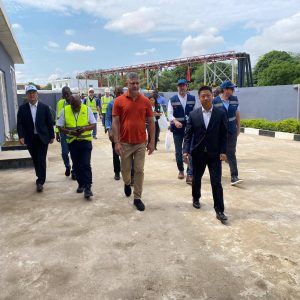 O Incompetente, Sr. Ministro Borges fugiu dos clientes da Epal no bairro João Lourenço