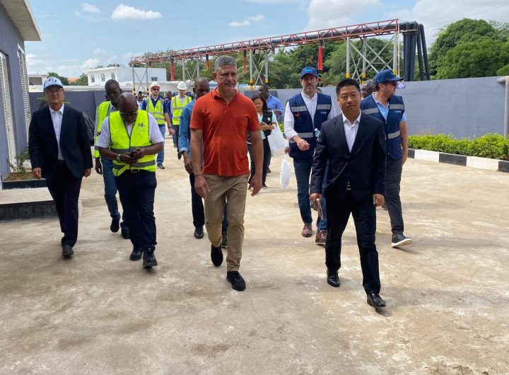 O Incompetente, Sr. Ministro Borges fugiu dos clientes da Epal no bairro João Lourenço