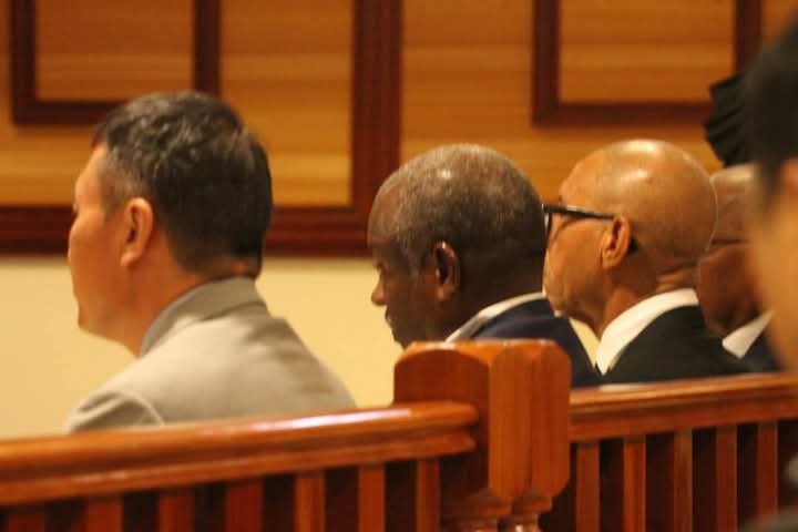 Generais "Dino" e "Kopelipa" regressam ao banco dos réus na quarta-feira